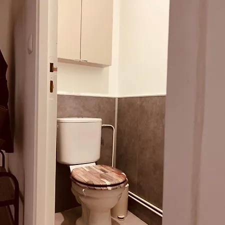 Spacieux Centre Gare Visitation Apartmán *