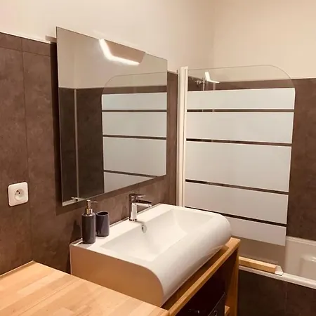 Spacieux Centre Gare Visitation Apartmán